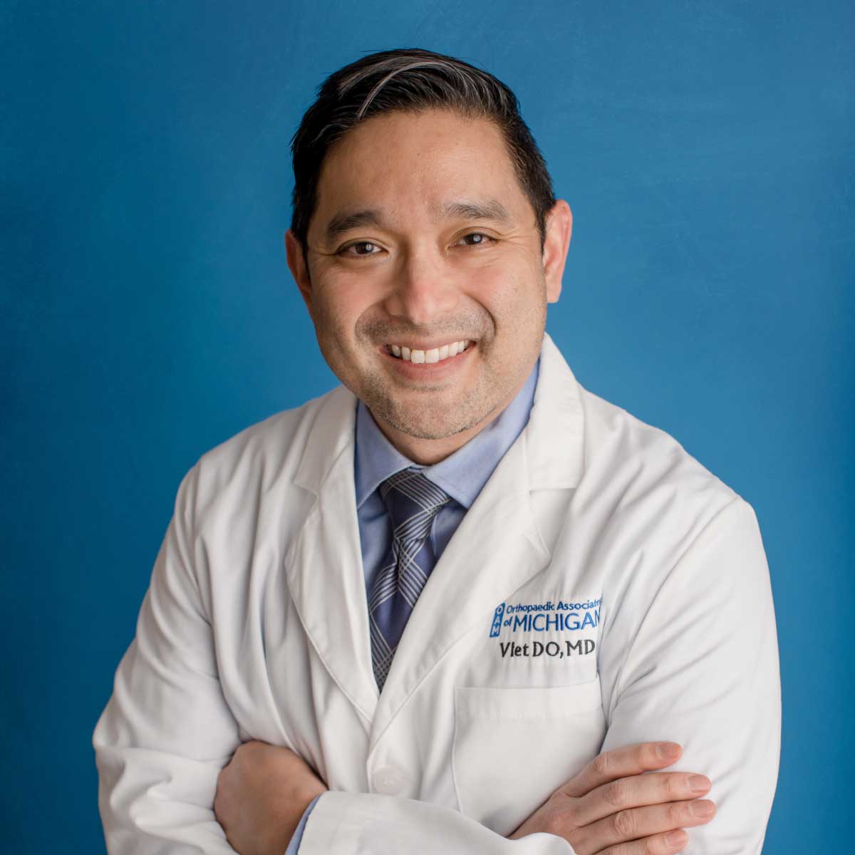 Viet Do, MD - Grand Rapids MI Orthopedic Doctors